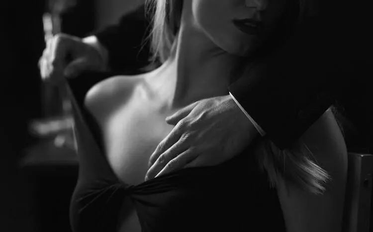 O Północy w Paryżu 